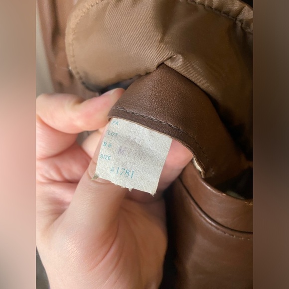 Vintage Sears The Leather Shop leather coat with faux fur lining - Picture 11 of 15